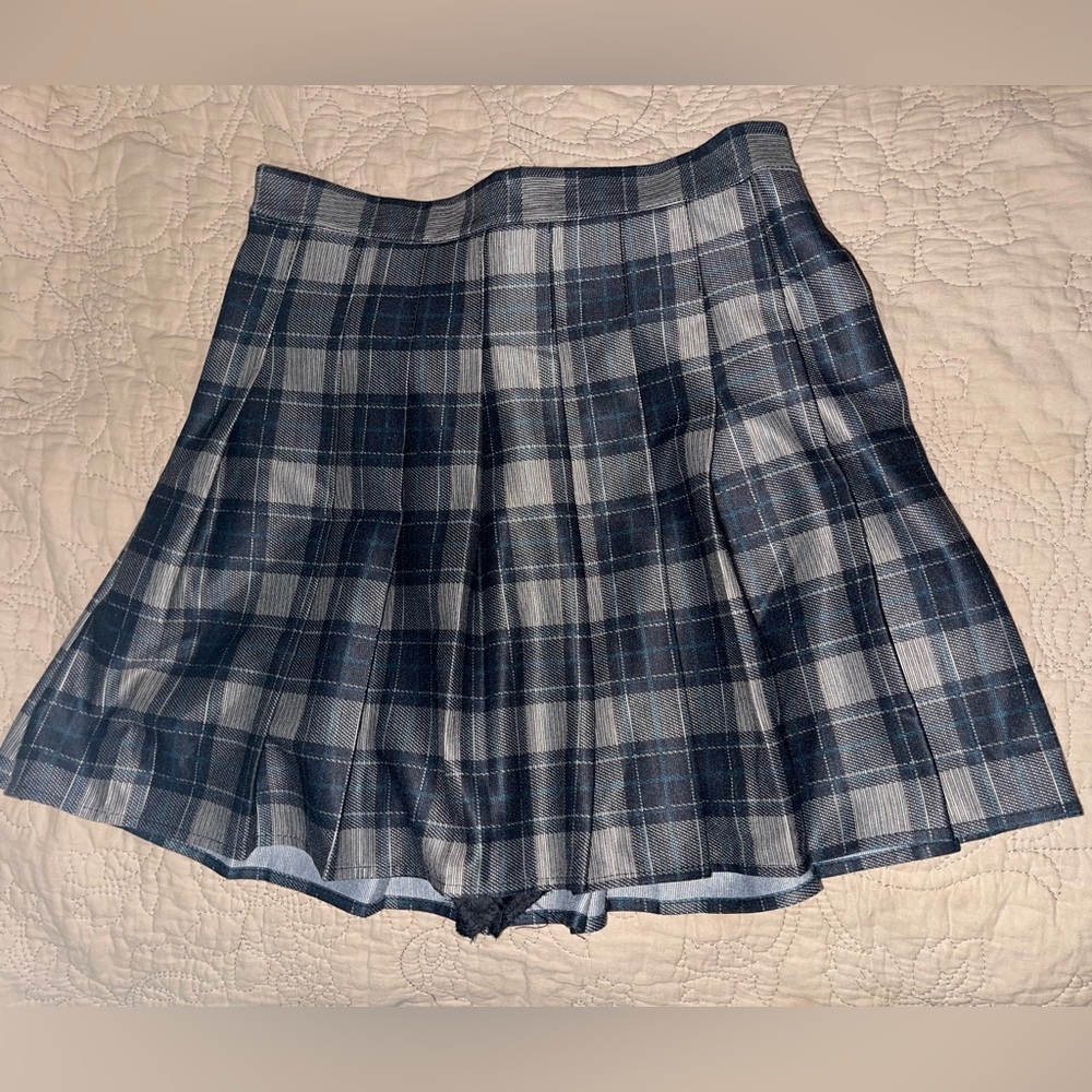 YESSTYLE high-waisted plaid pleated mini skirt